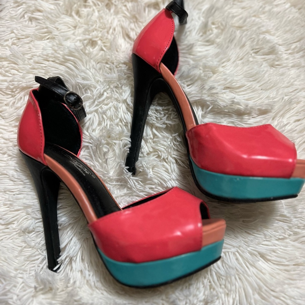 Color block coral heels